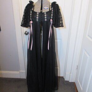 Vintage Peignoir Flouncy Lace Sleeves Nightgown Lingerie Black Pink Pin Up Retro